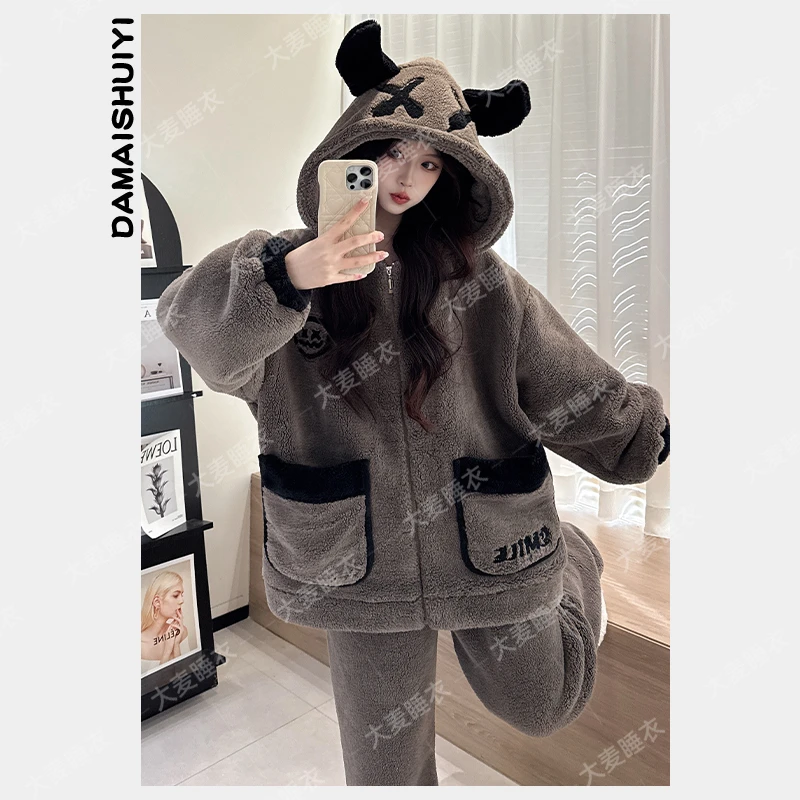 2025冬季新款厚实保暖睡衣女抗静电加绒加厚连帽慵懒感家居服套装