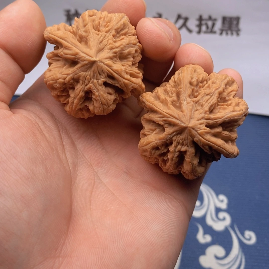 (***)吊坠文玩核桃45全品粗筋