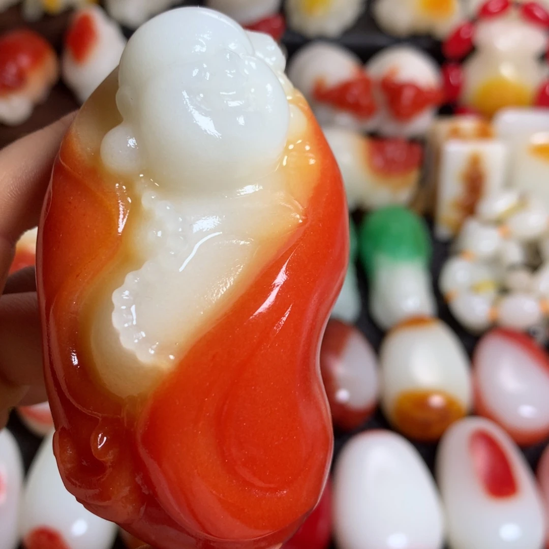 新疆戈壁石五彩石