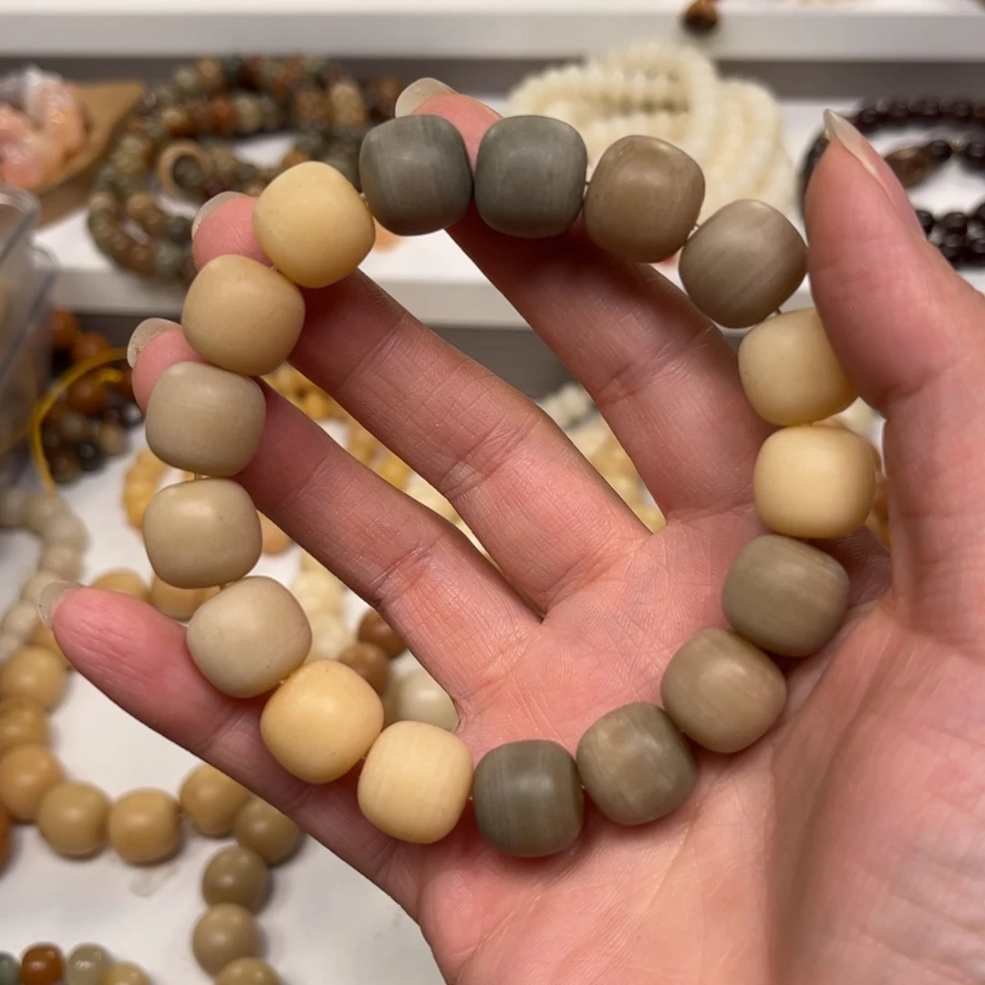 喜***b白玉菩提吊坠补差价4