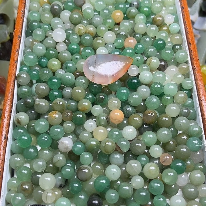 和田玉9K金镶嵌珠宝奇石