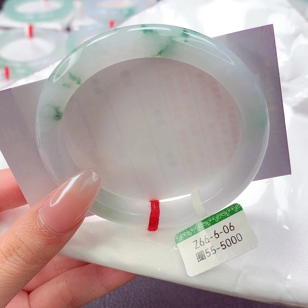 翡翠未镶嵌手镯缅甸天然a货翡翠手镯