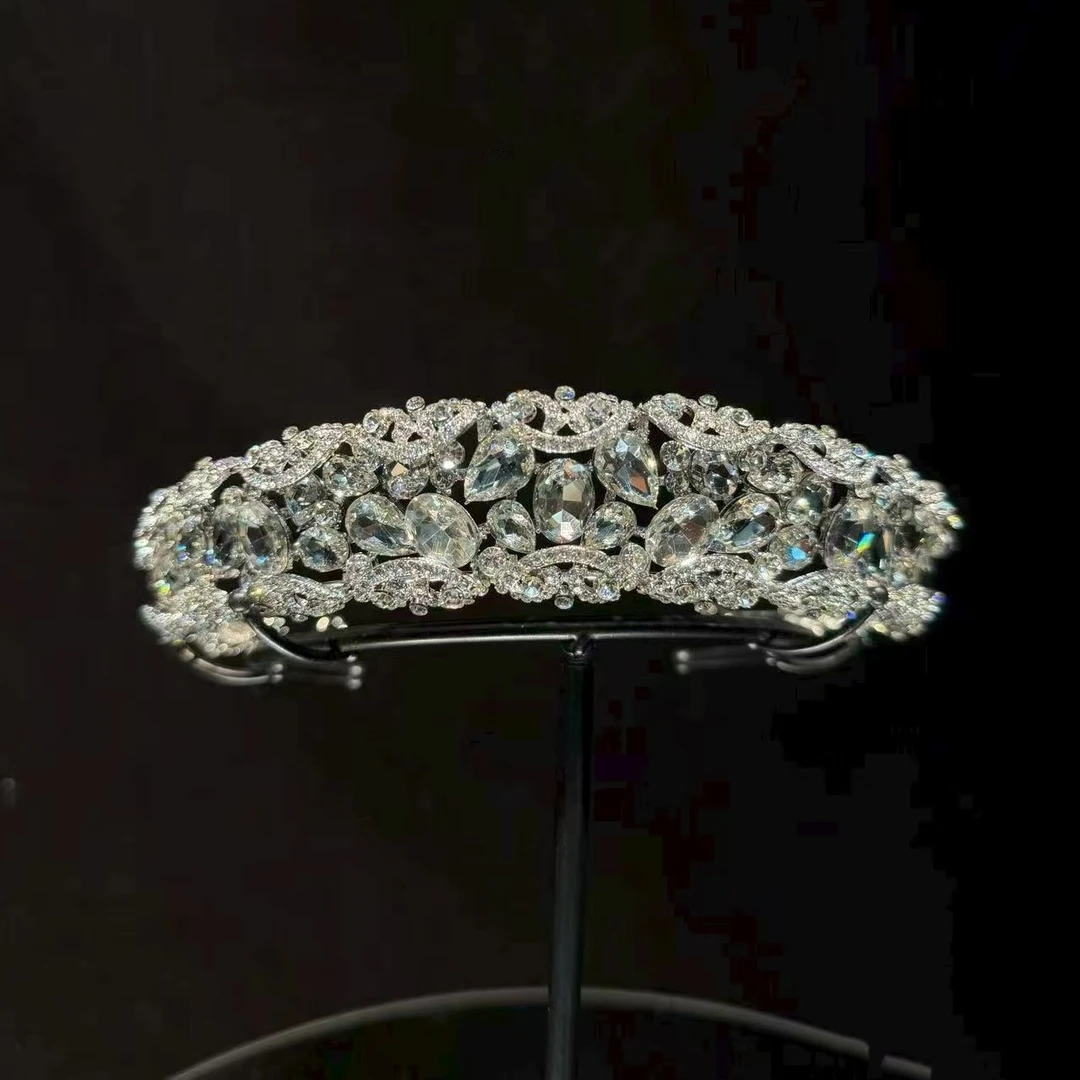 ete·18180新款韩式水钻皇冠新娘头饰婚礼百搭配饰