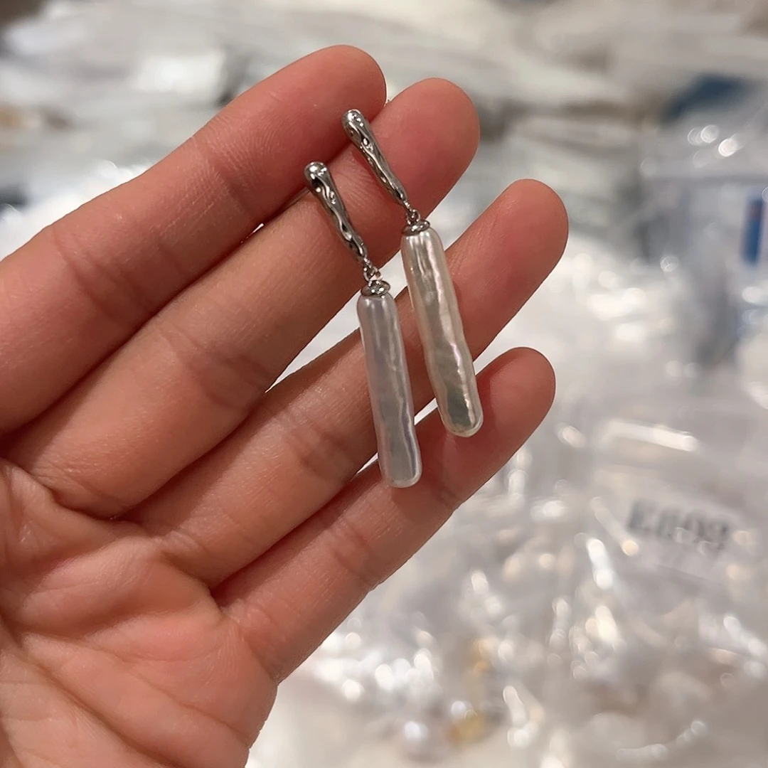 淡水珍珠耳饰合金