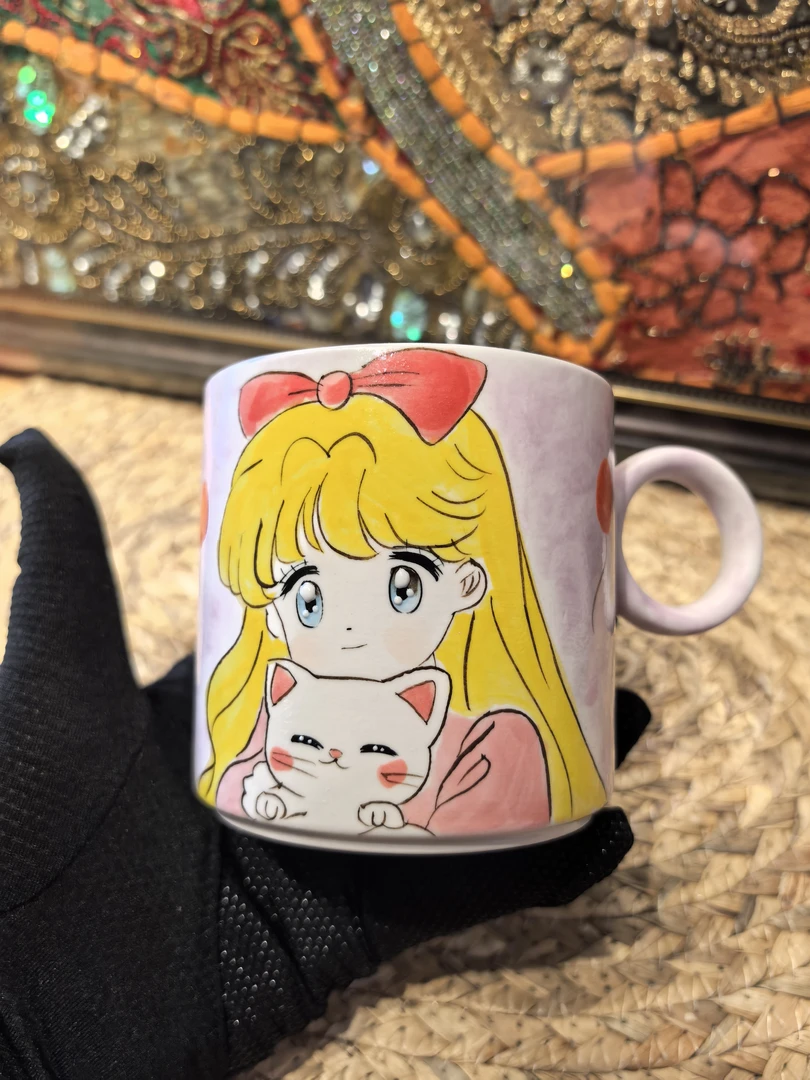 手工手绘美少女马克杯