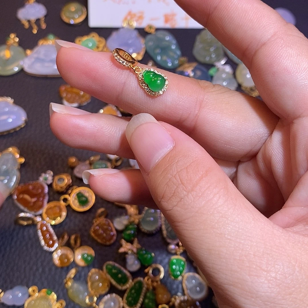 翡翠银S925镶嵌颈饰