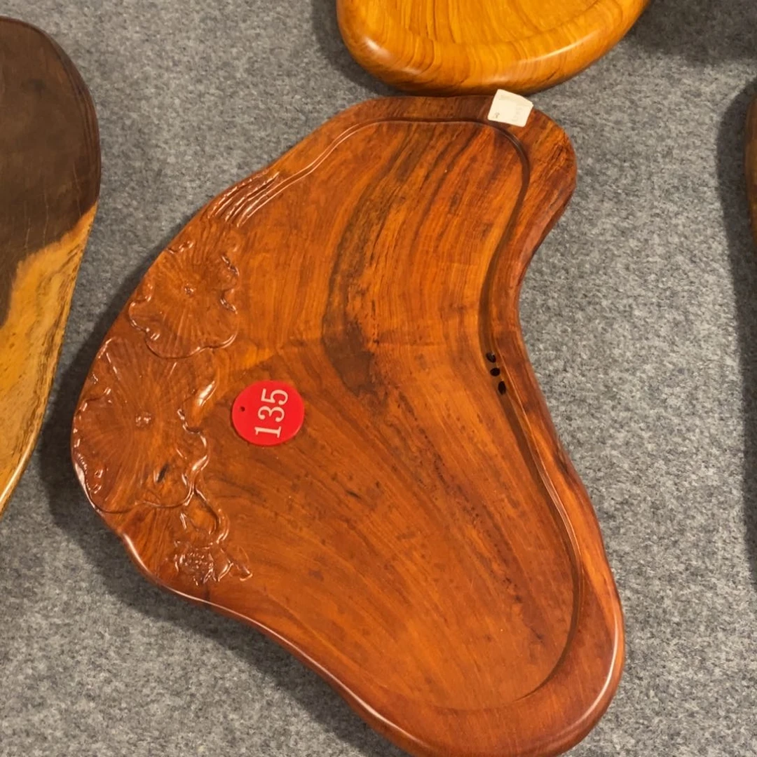 52×33缅甸红花梨雕刻茶盘