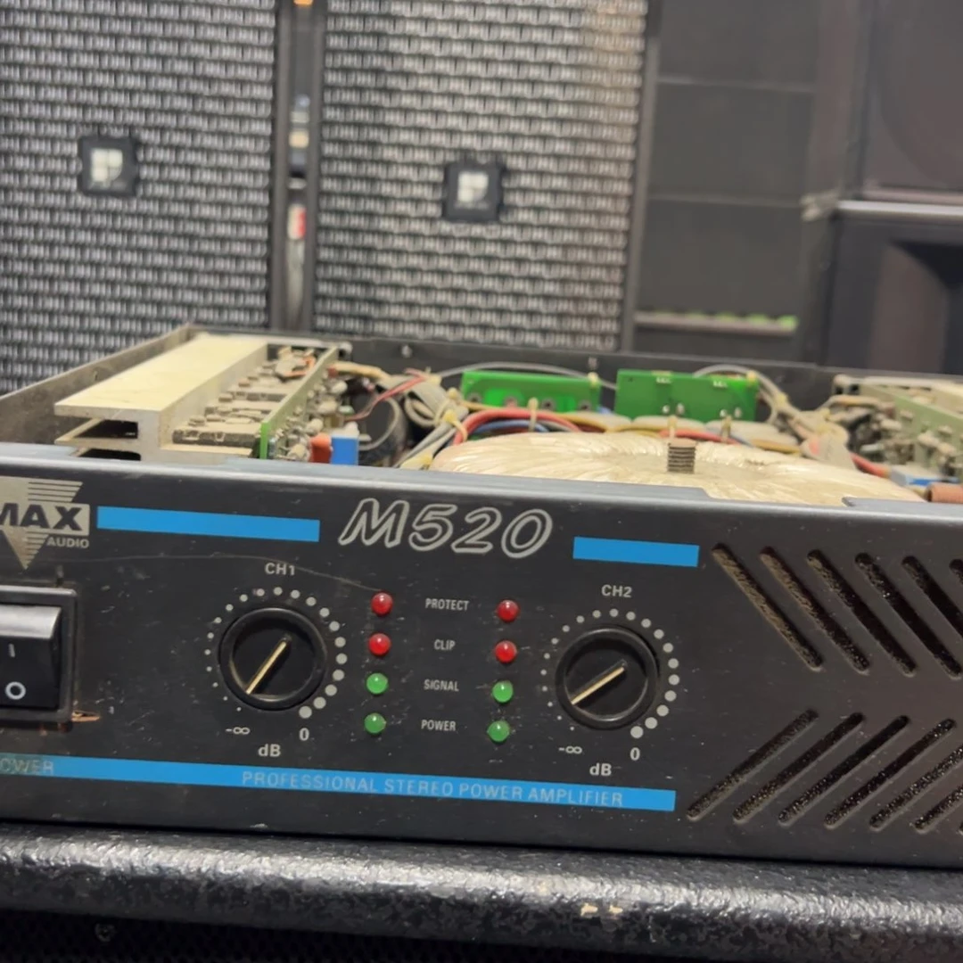 【闪购商品】8新盲盒功放一台成色一般，不包邮