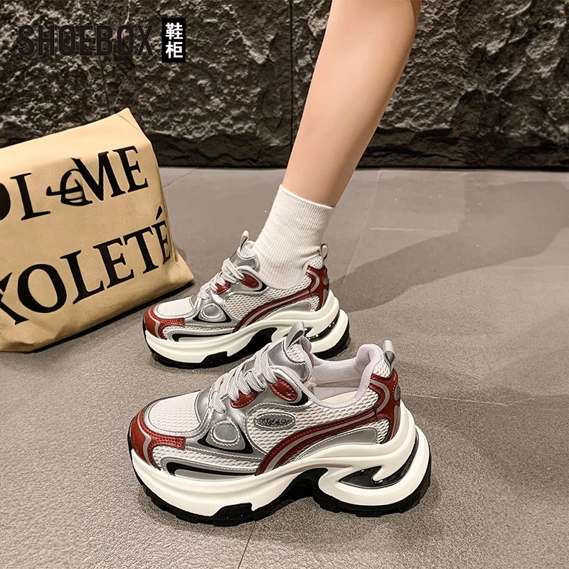 达芙妮集团爆款炸街厚底老爹鞋女小个子增高2025新款百搭春季女鞋