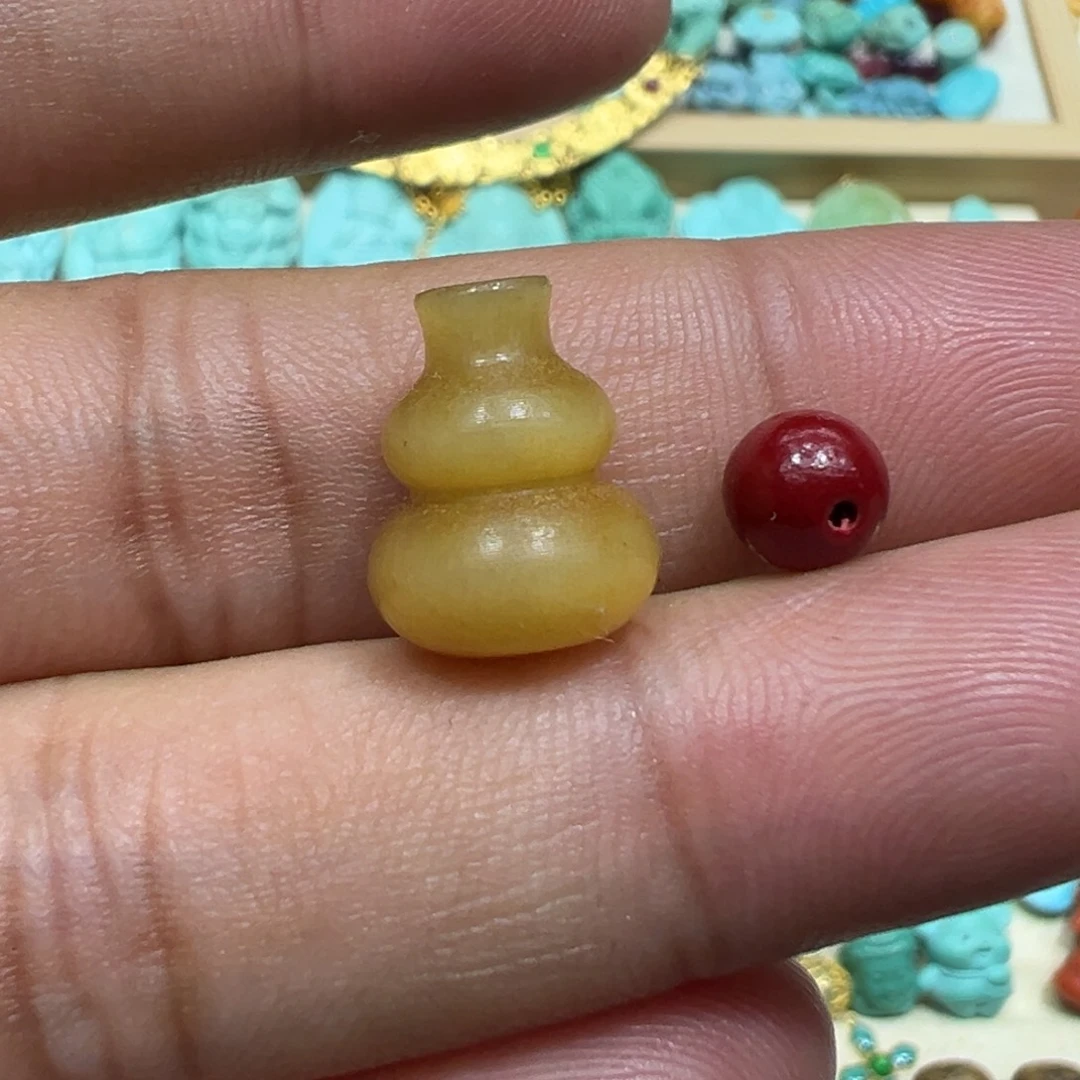 南红玛瑙未镶嵌颈饰