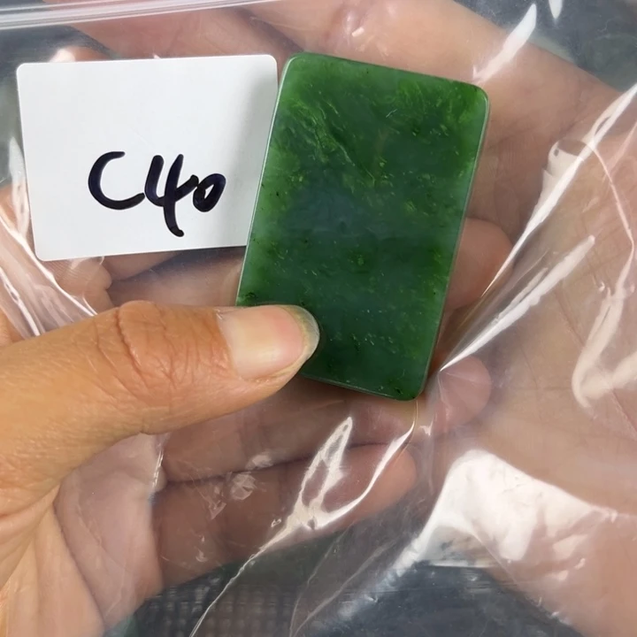 和田玉未镶嵌珠宝半成品
