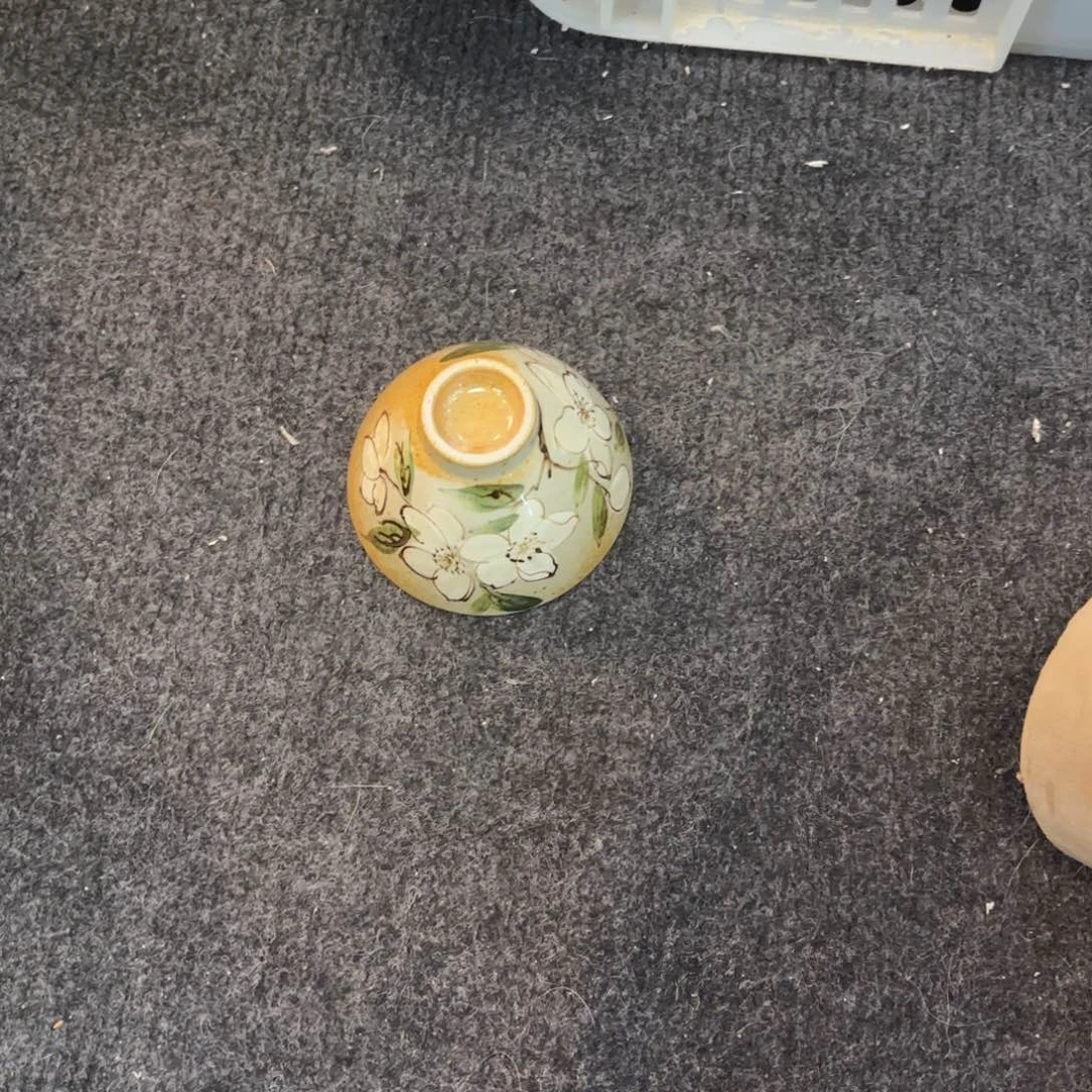 是****景德镇陶瓷手工制作