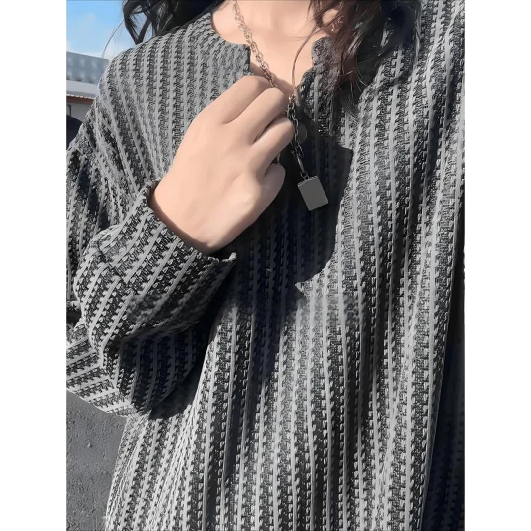 男卫衣常规款免烫V领ins套头长袖设计感上衣春秋宽松夏季复古小众