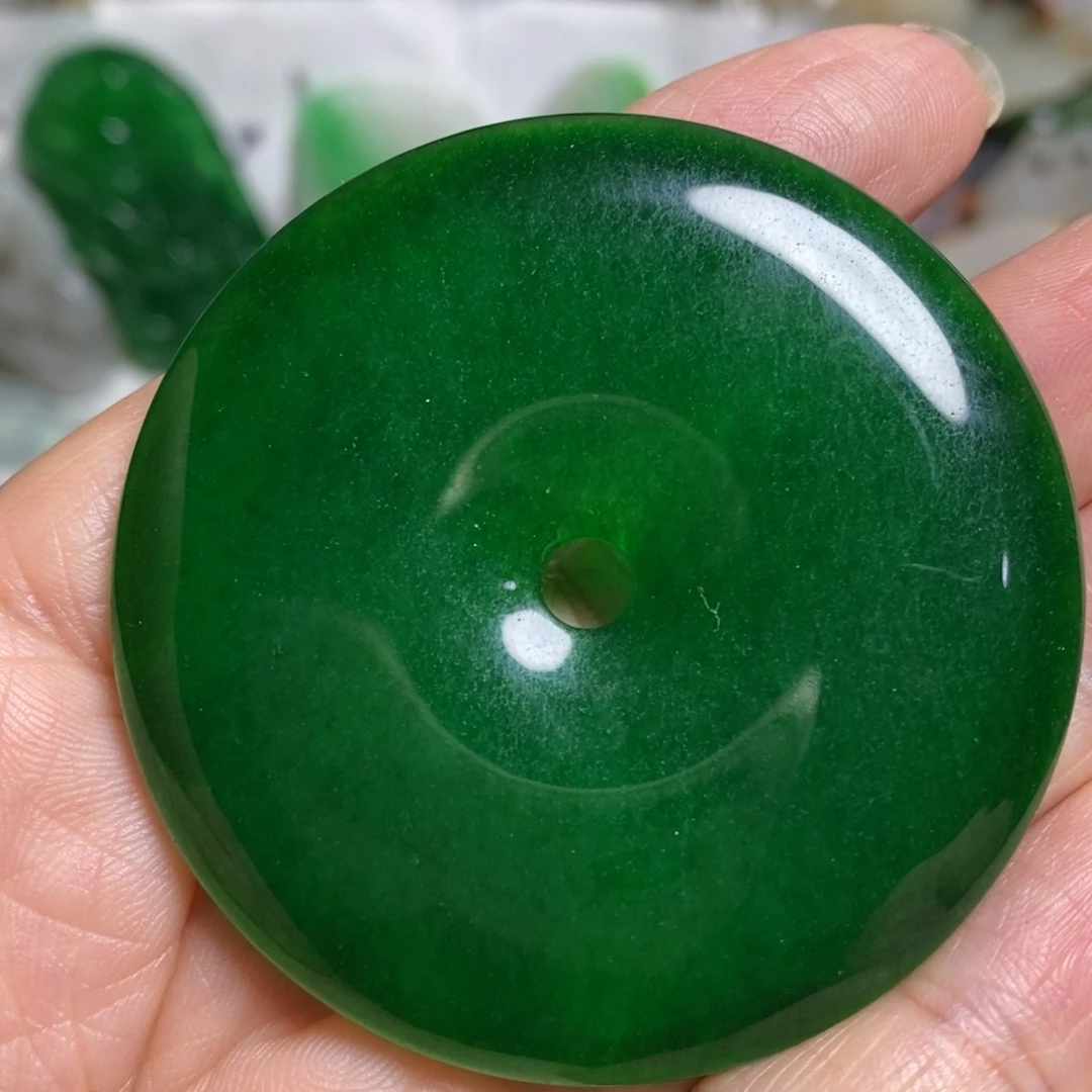 和田玉（糖玉）未镶嵌颈饰