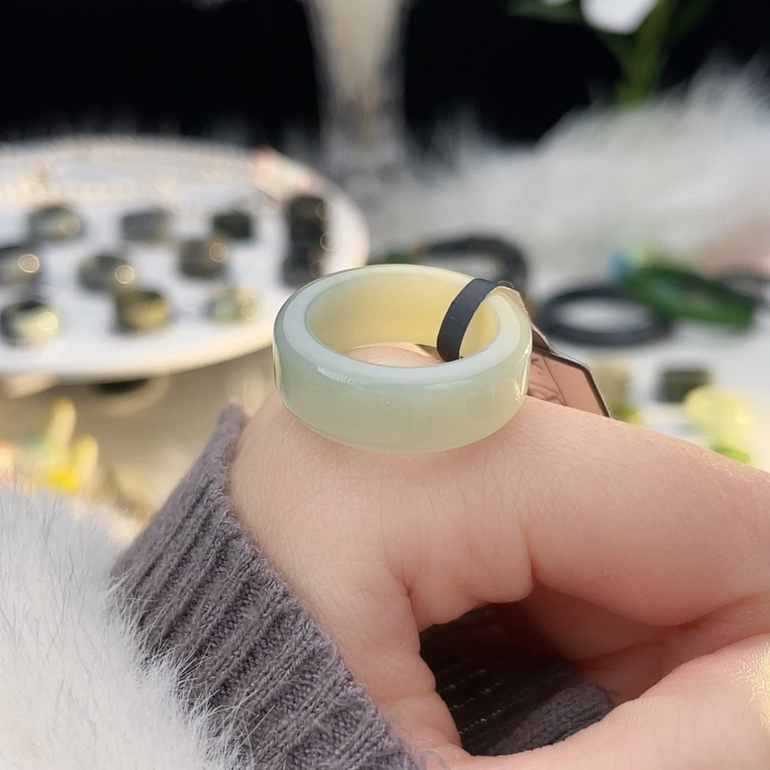 和田玉未镶嵌戒指k2 奶蓝窄圆切18.0mm