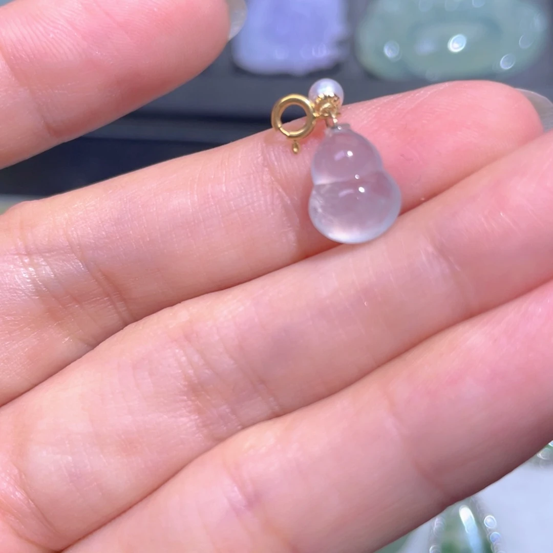 颈饰18K金镶嵌翡翠翡翠