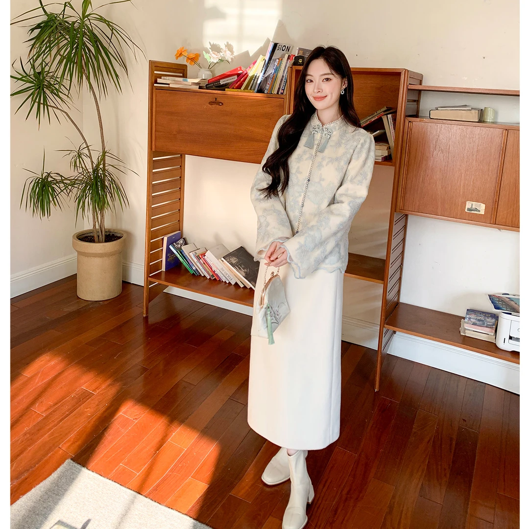 GERTCOREL2025新款秋冬季新中式重工假两件加厚外套半裙套装女