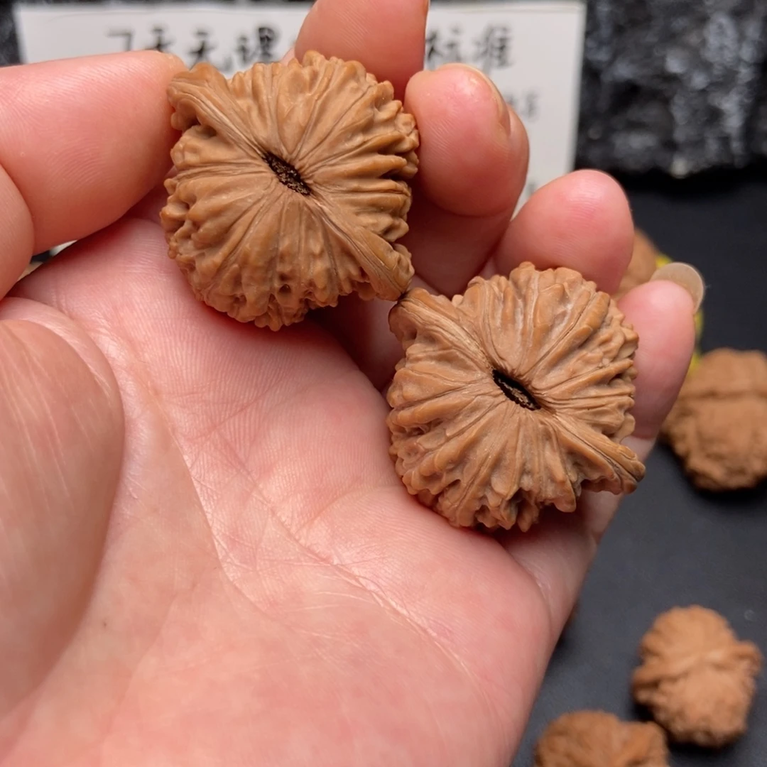 见***～吊坠文玩核桃38汗高楼核桃