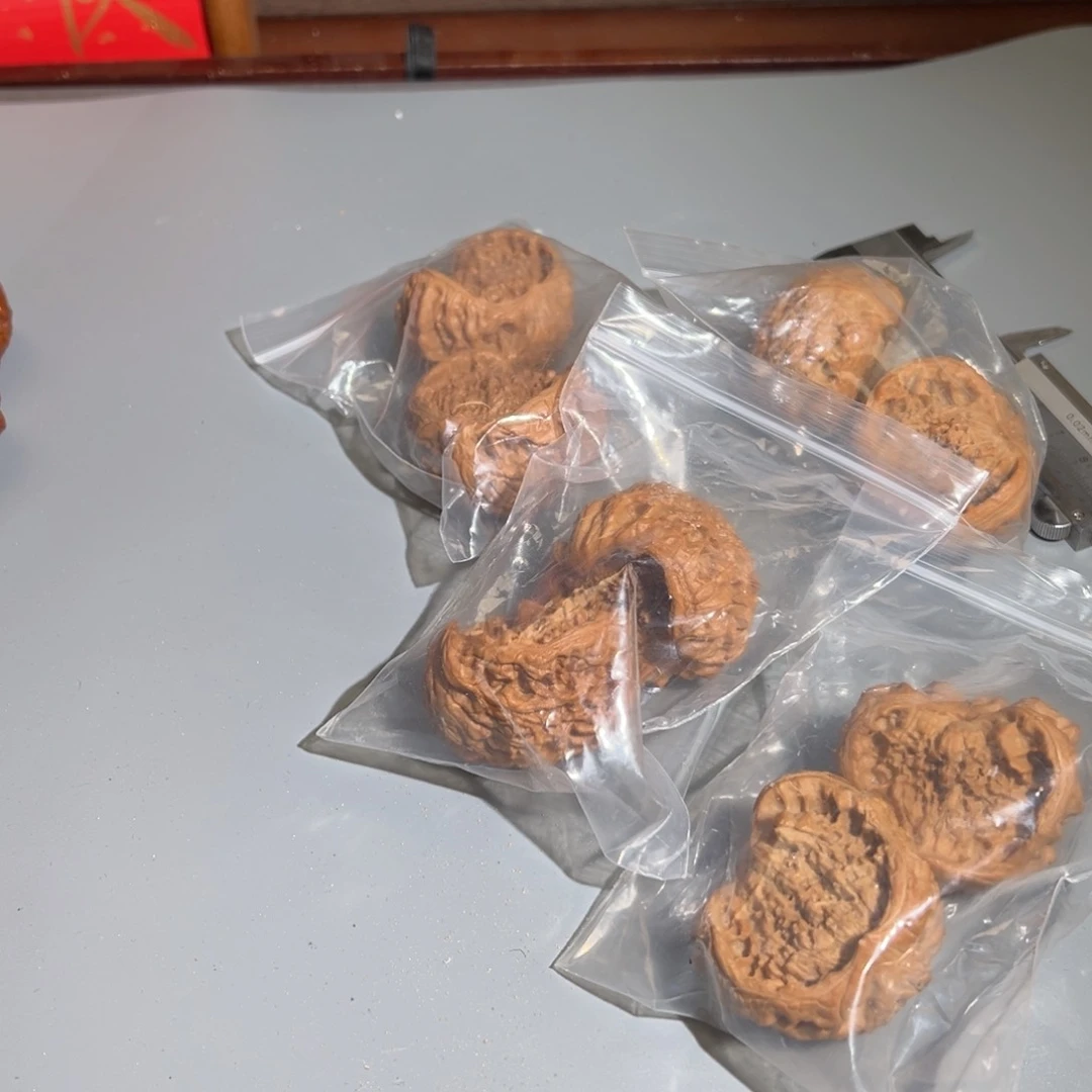 文玩核桃把件蛇头