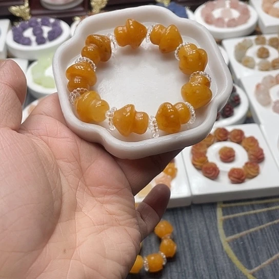 石英质玉（非洲翠）合金手串