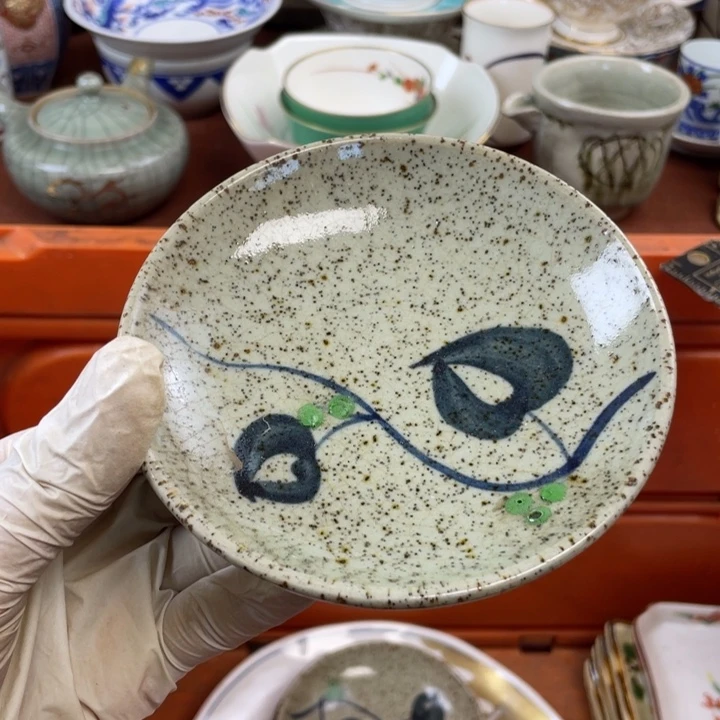 他家瓷器真美…开播了