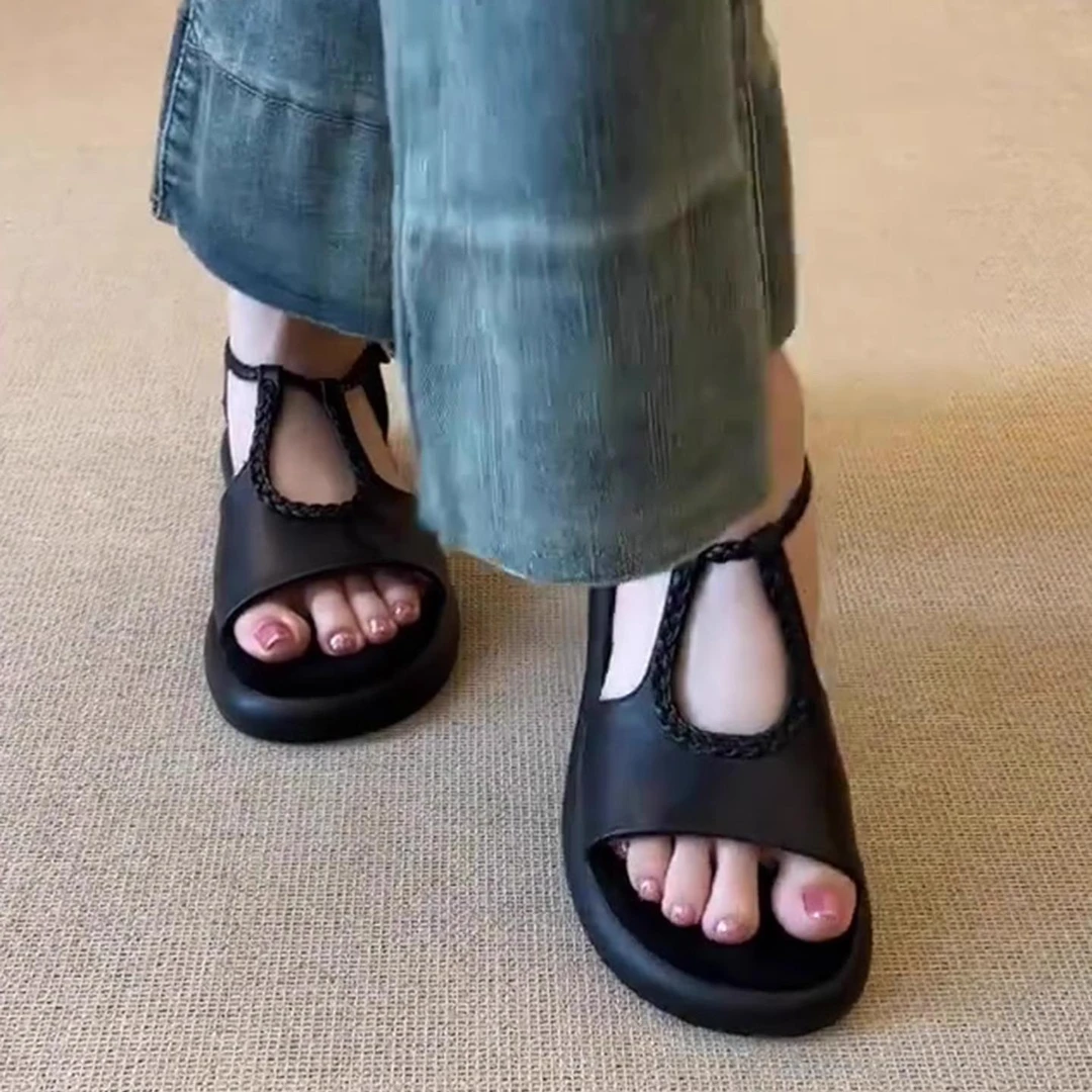 妍妍家小众真皮凉鞋女2025夏季复古编织露趾一字带罗马鞋沙滩鞋