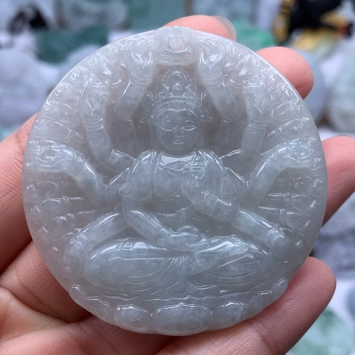 翡翠未镶嵌颈饰千手观音福利