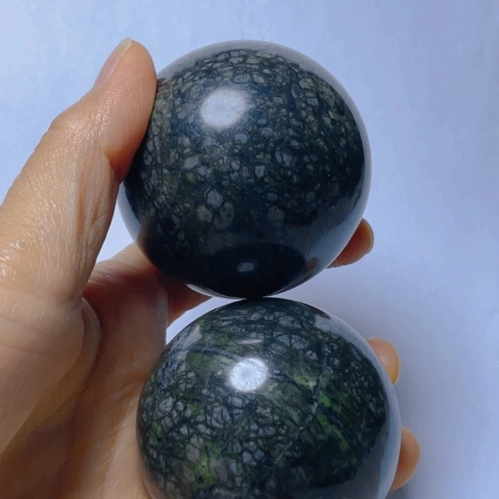 蛇纹石玉未镶嵌蛇纹手球翻*@