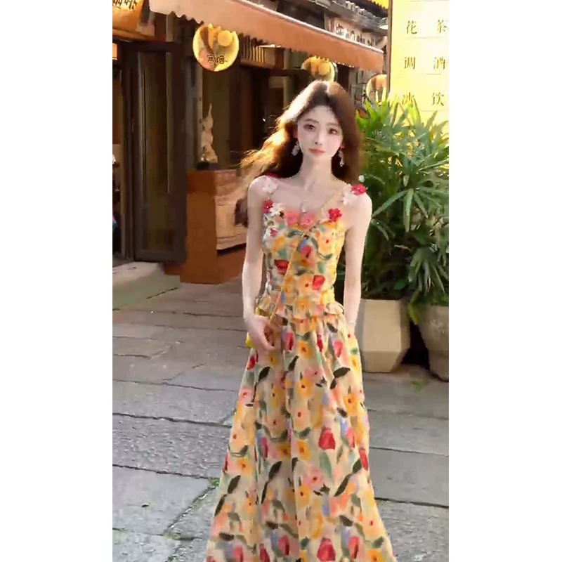 2025夏季新款纯欲甜美风碎花吊带背心上衣女配 高腰显瘦半身裙