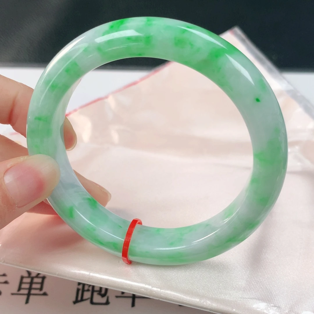 翡翠未镶嵌手镯39