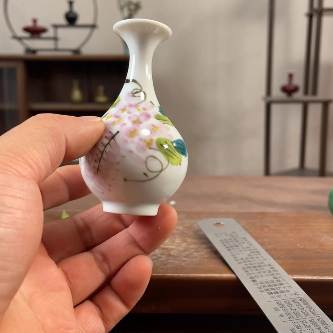 瓶花瓶摆件的时候