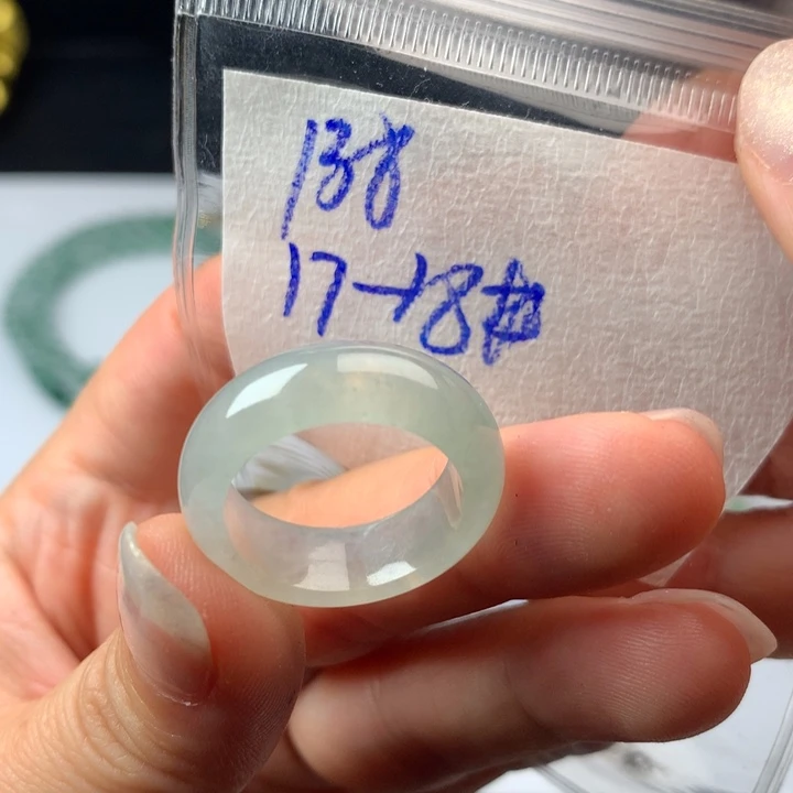 r***g定制翡翠未镶嵌戒圈