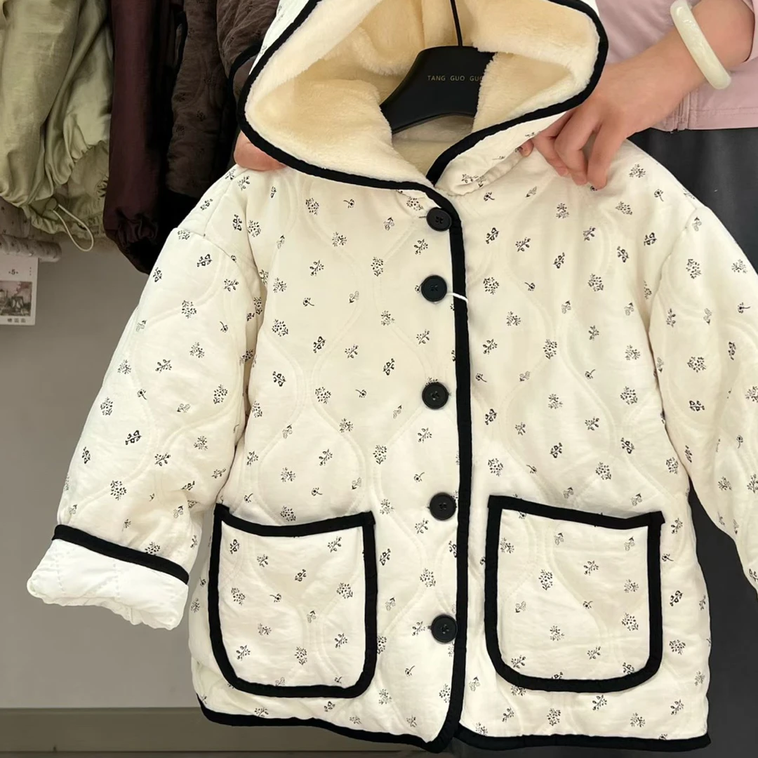 白色碎花内里加厚羊羔毛一件过冬棉服