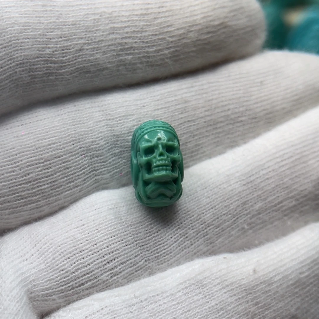 绿松石未镶嵌颈饰卡13.6-7.5