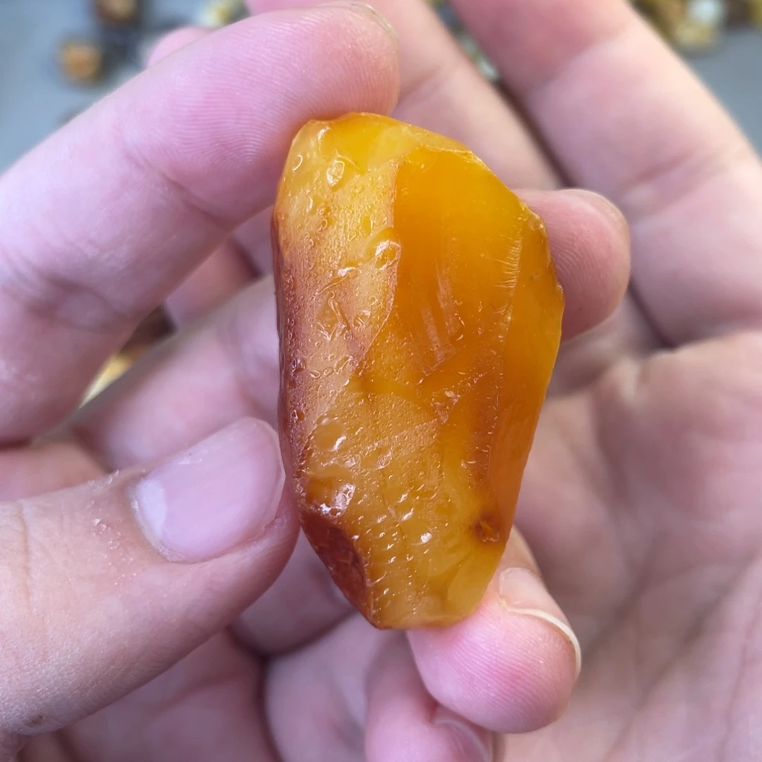 定制琥珀天然琥珀