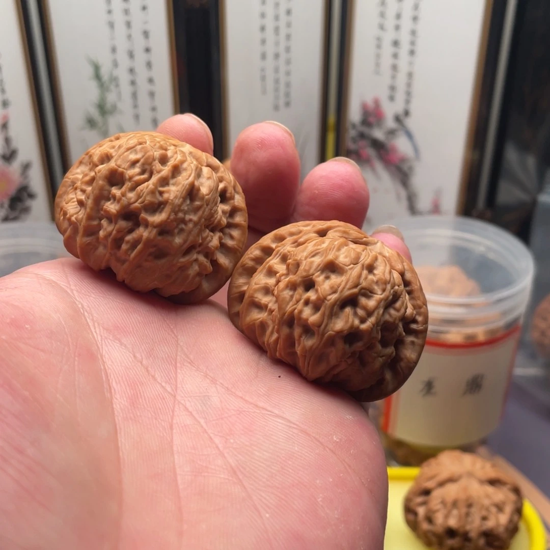 把件核桃清*?全品无修42白狮子