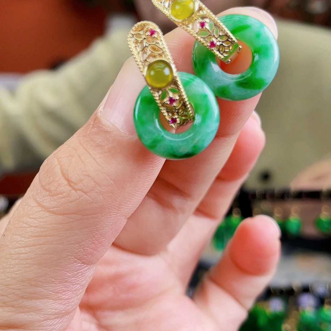 翡翠未镶嵌耳饰饰品