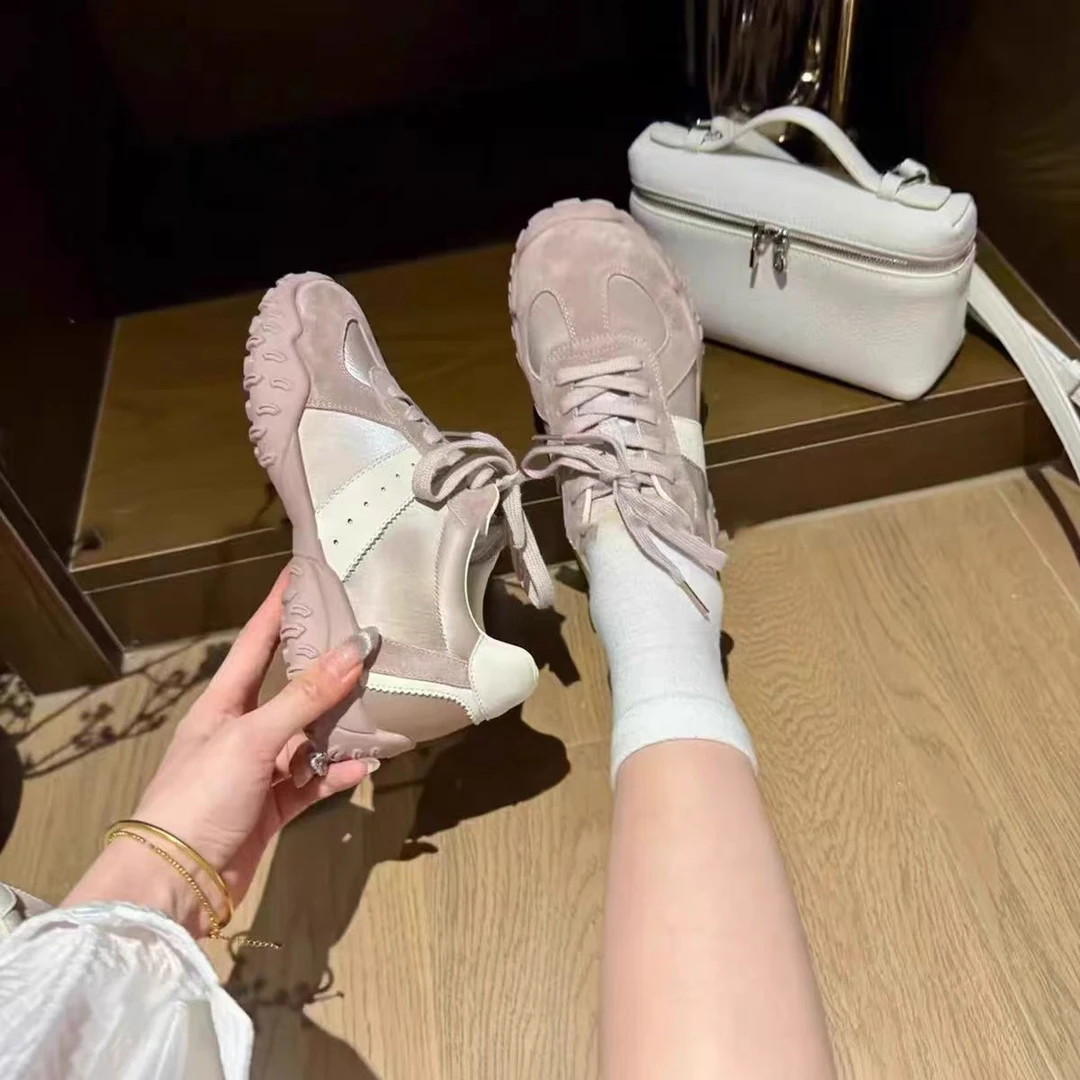 A182今年的板鞋怎么可以这么好看 2025春季新款平底休闲小白鞋