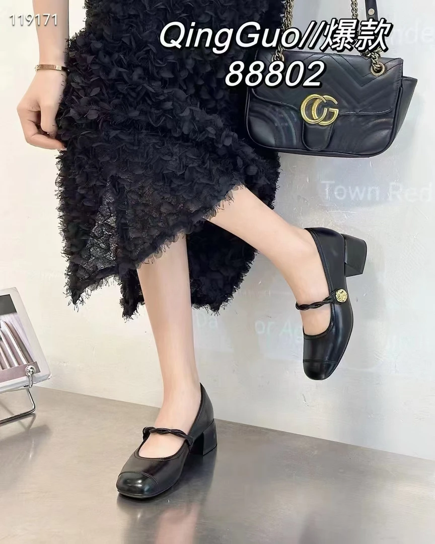 一字扣修面平跟拼色金属粗跟单鞋百搭皮鞋方头法式时尚圆头高跟