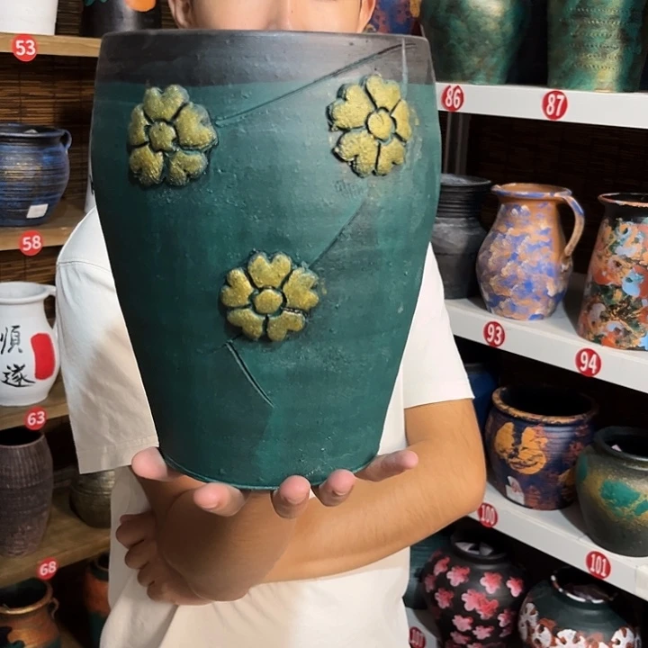 红陶浮雕花盆炸炸炸