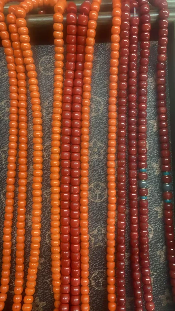 359（108脖挂）改价链接，根据直播间展示为准多样性发货其一