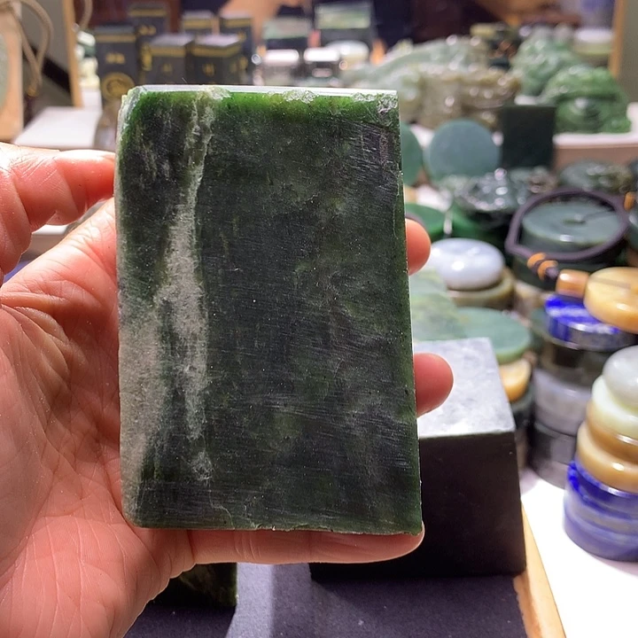 和田玉未镶嵌珠宝半成品