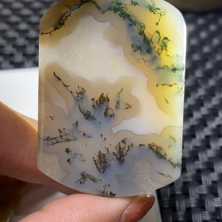 玛瑙/玉髓颈饰未镶嵌丝**缘