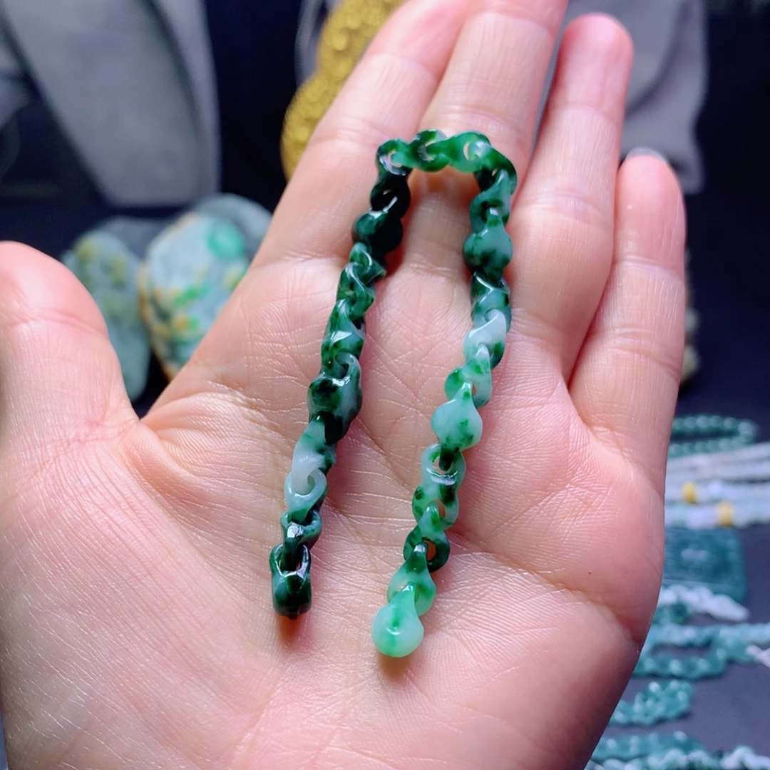 檀***阁定制翡翠未镶嵌翡翠