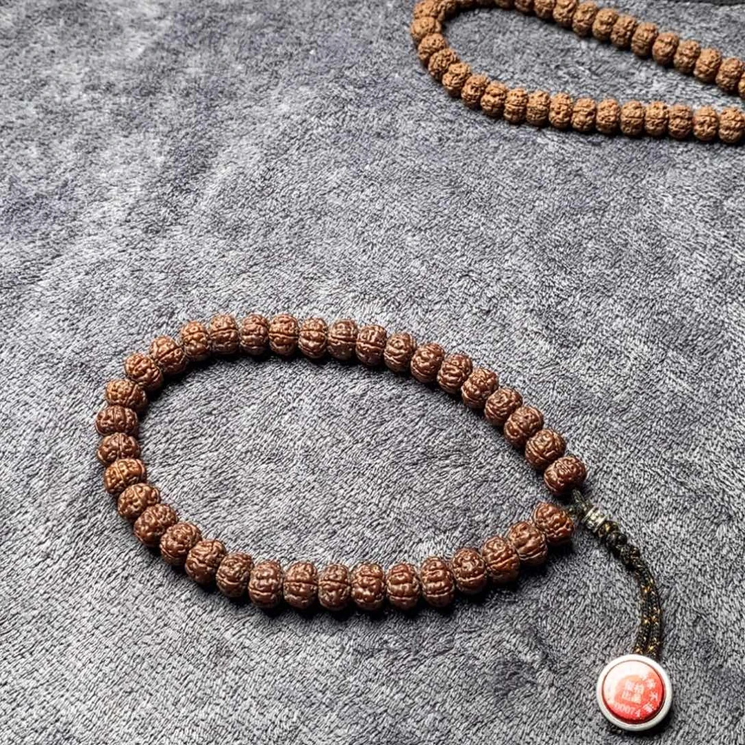 万***鸭金刚菩提吊坠老树王