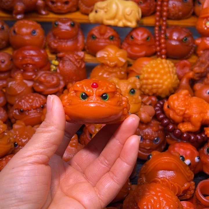 竹玉化竹雕鸿运恶霸5.5左右尺寸带玉化链配饰