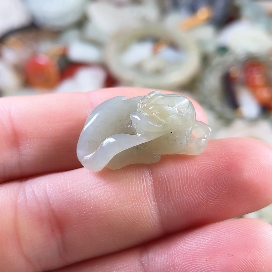 和田玉（糖玉）颈饰未镶嵌