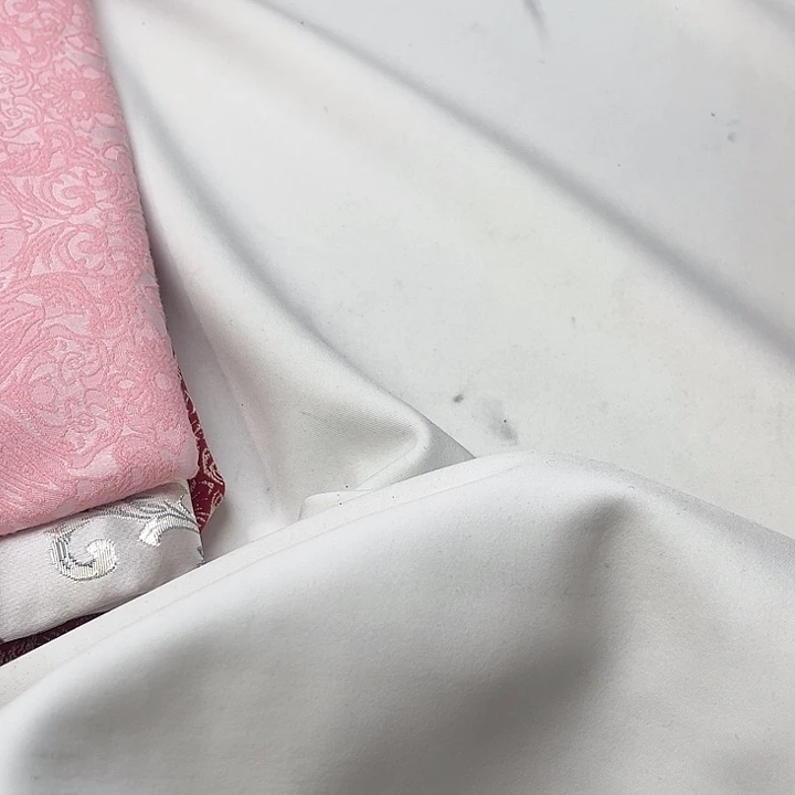 混纺白色弹力罗马2米。