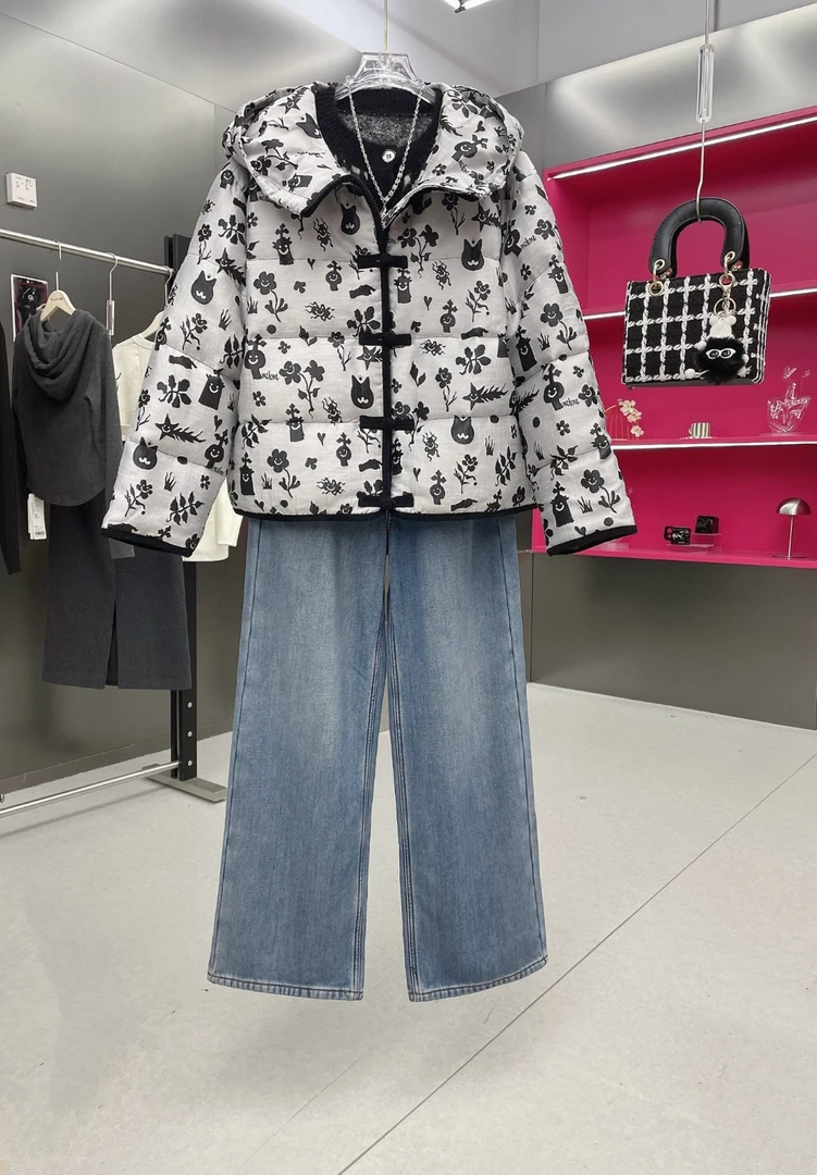 【黄蓉推荐】复古辣妹风短款羽绒服（2442650Y3）