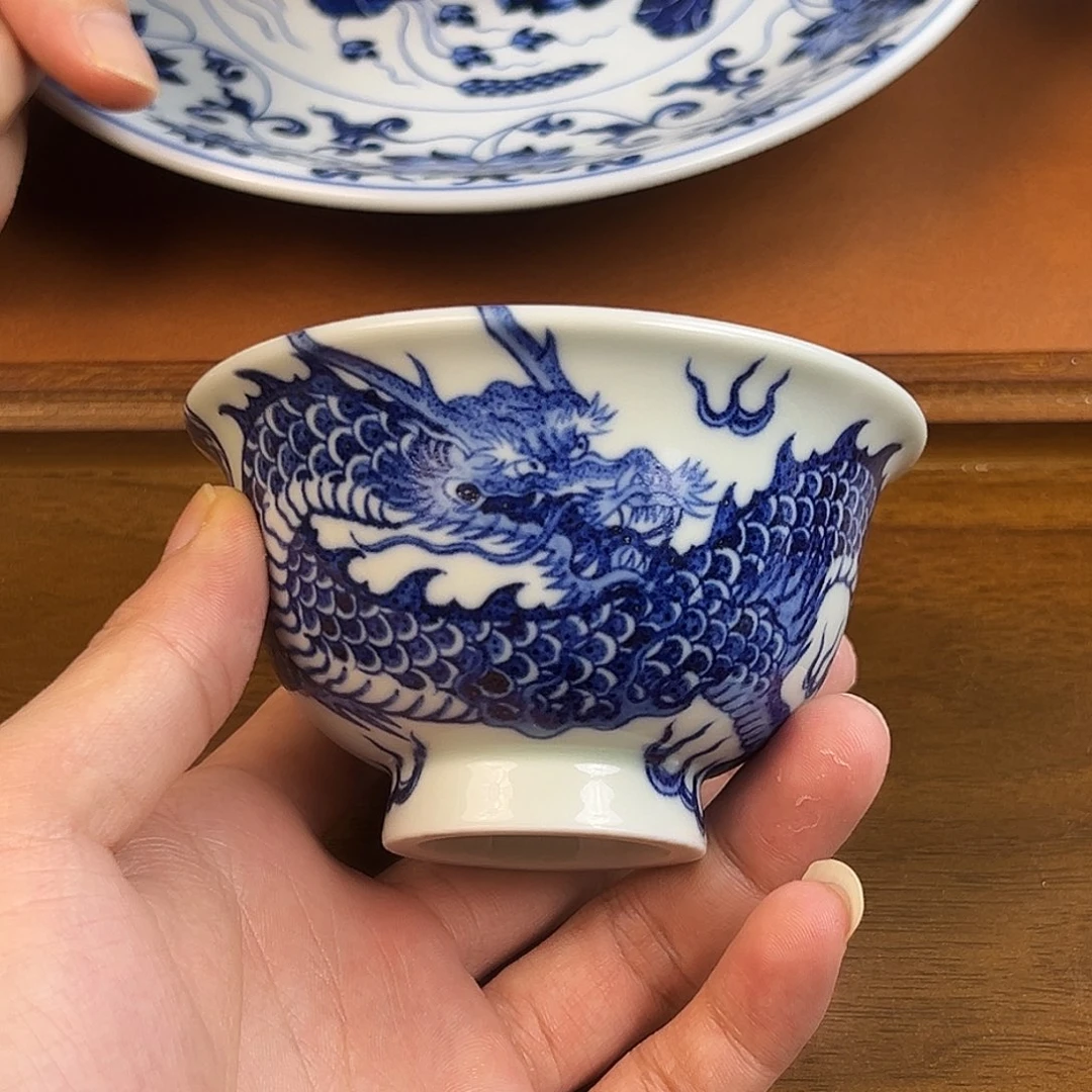 问青坊柴窑龙纹压手杯